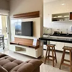 Apto Excelente C/Ar, Varanda Gourmet E Piscina